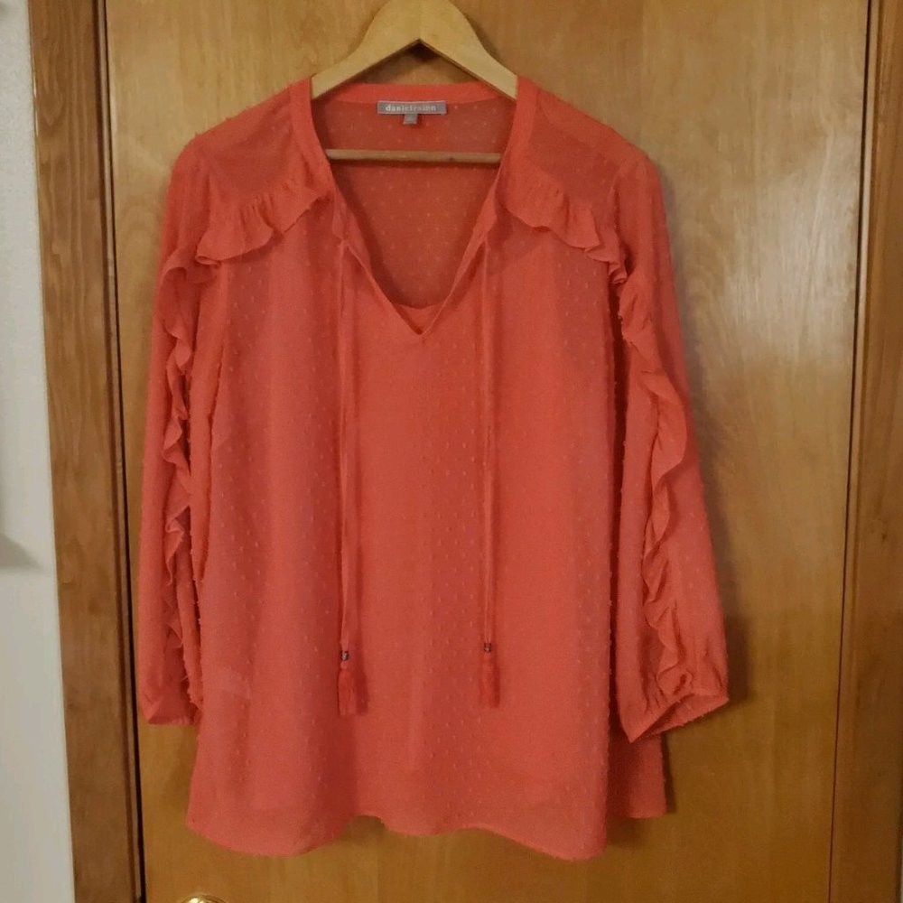 Daniel Rainn 2 Piece Blouse